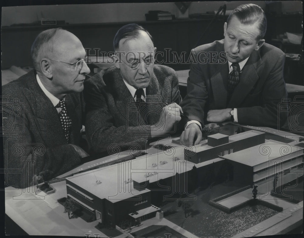 1951 Press Photo Proposed model annex of vocational school, Milwaukee- Historic Images