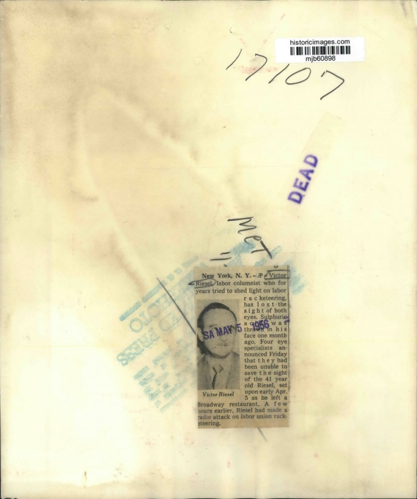 1956 Press Photo Victor Riesel, shown in interview with Bert Ross, New York.