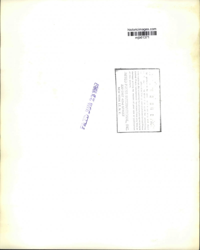 1967 Press Photo President Johnson's Son-in-Law Announces Birth of Son in Texas