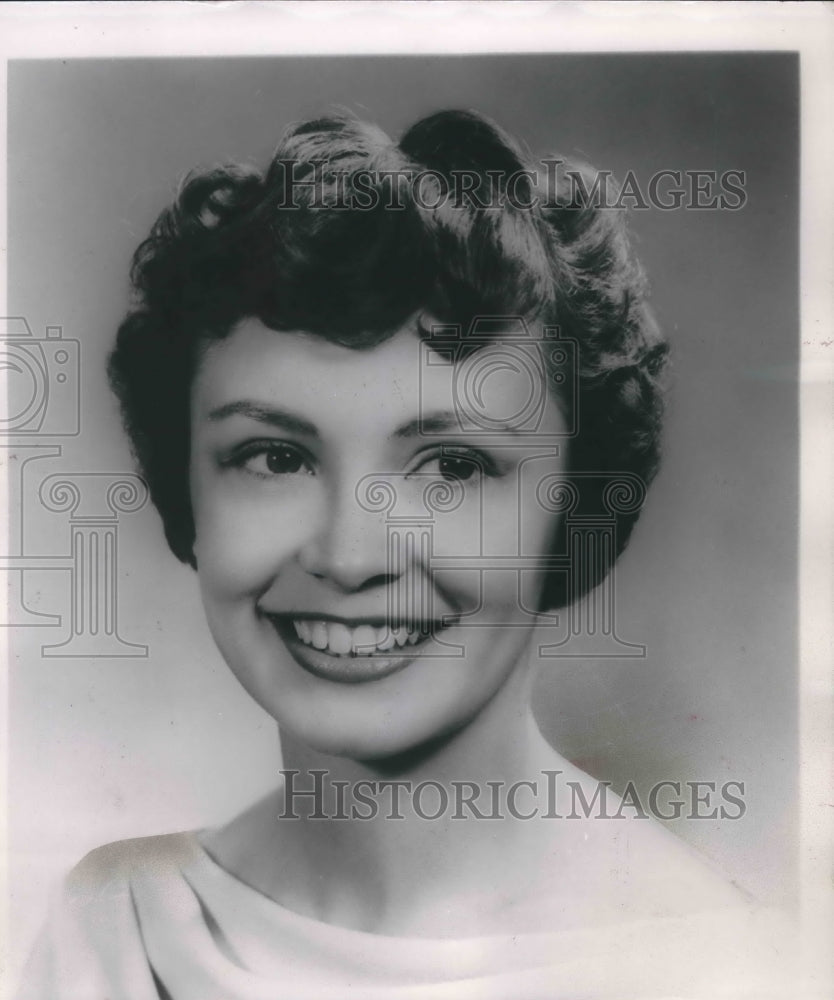 1958 Press Photo Kay Joan Ross, Receptionist and Student, is Miss Wisconsin 1958- Historic Images