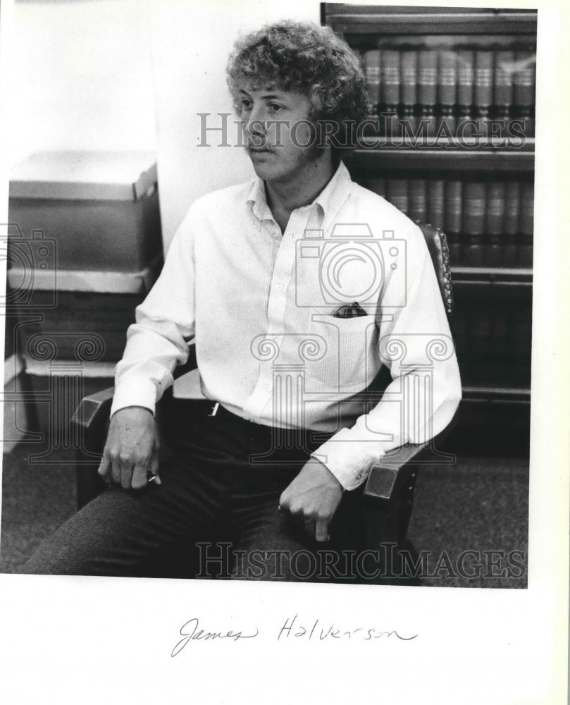 1983 Press Photo James R. Halverson, involved in fight during Brewers game- Historic Images
