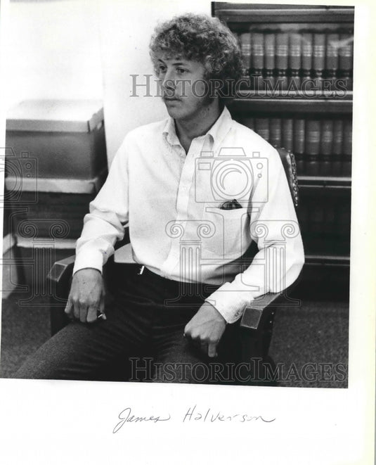 1983 Press Photo James R. Halverson, involved in fight during Brewers game- Historic Images