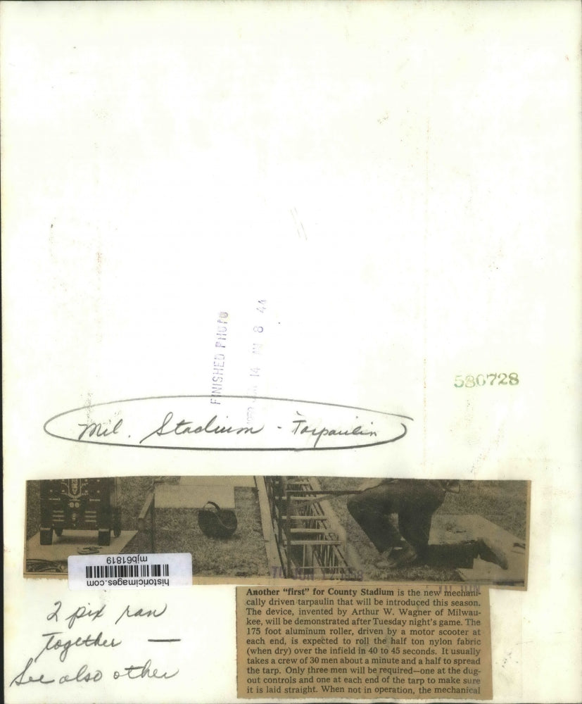 1959 Press Photo New mechanical tarp with be rolled out at Milwaukee Stadium