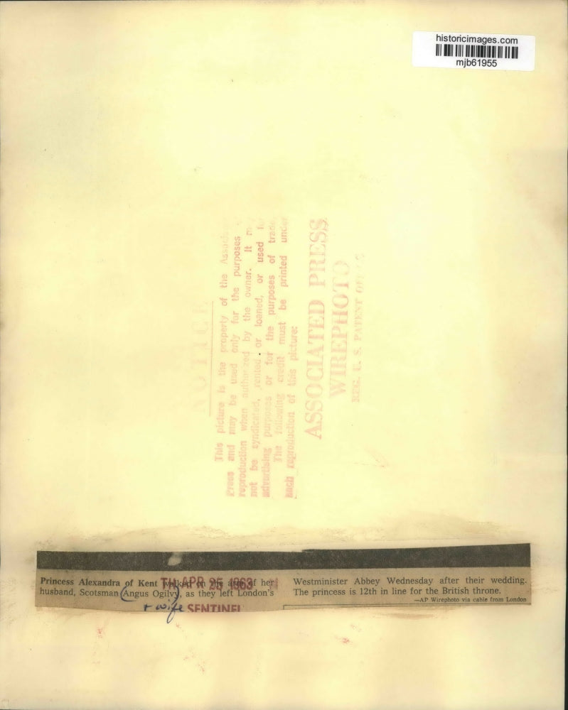 1963 Press Photo Princess Alexandra of Kent and husband leave wedding, London.