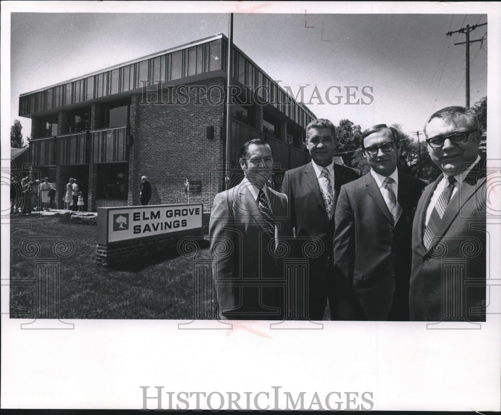 1941 Press Photo New home of Elm Grove Savings &amp; Loan Association - mjb62335