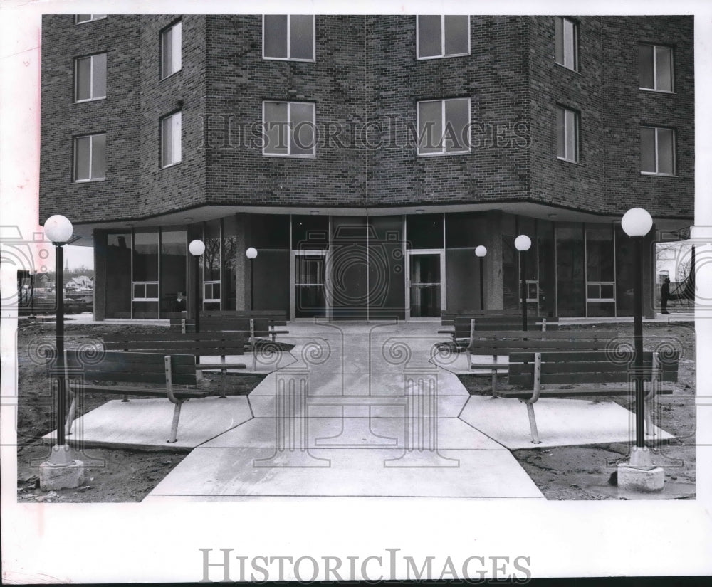 1966 Press Photo Riverview public housing project, Milwaukee, Wisconsin- Historic Images