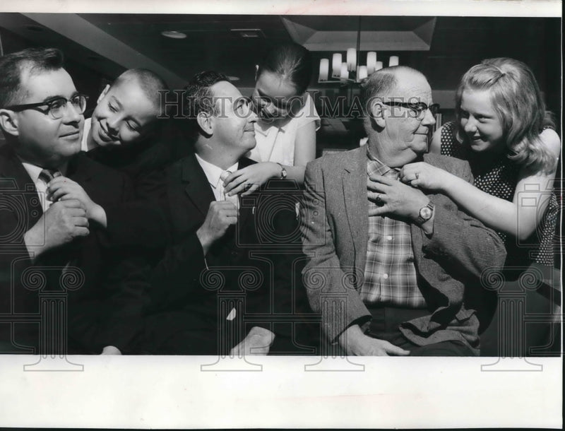 Load image into Gallery viewer, 1967 Press Photo "My Pop's Tops" contest winners at The Milwaukee Sentinel
