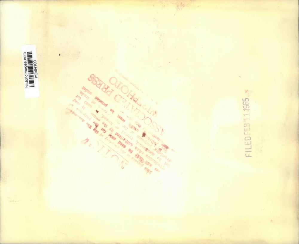 1965 Press Photo Greece's Prince Michael and wife Marinna at palace in Athens