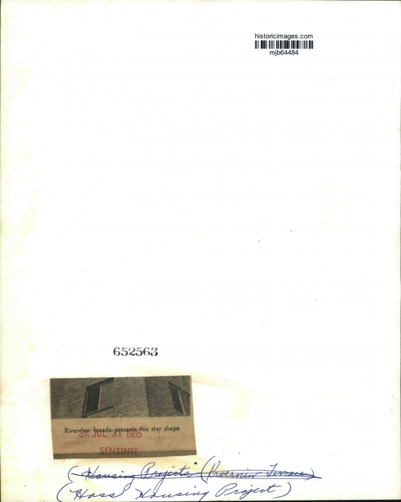 1965 Press Photo Hass Housing Project Milwaukee Riverview facade - mjb64484