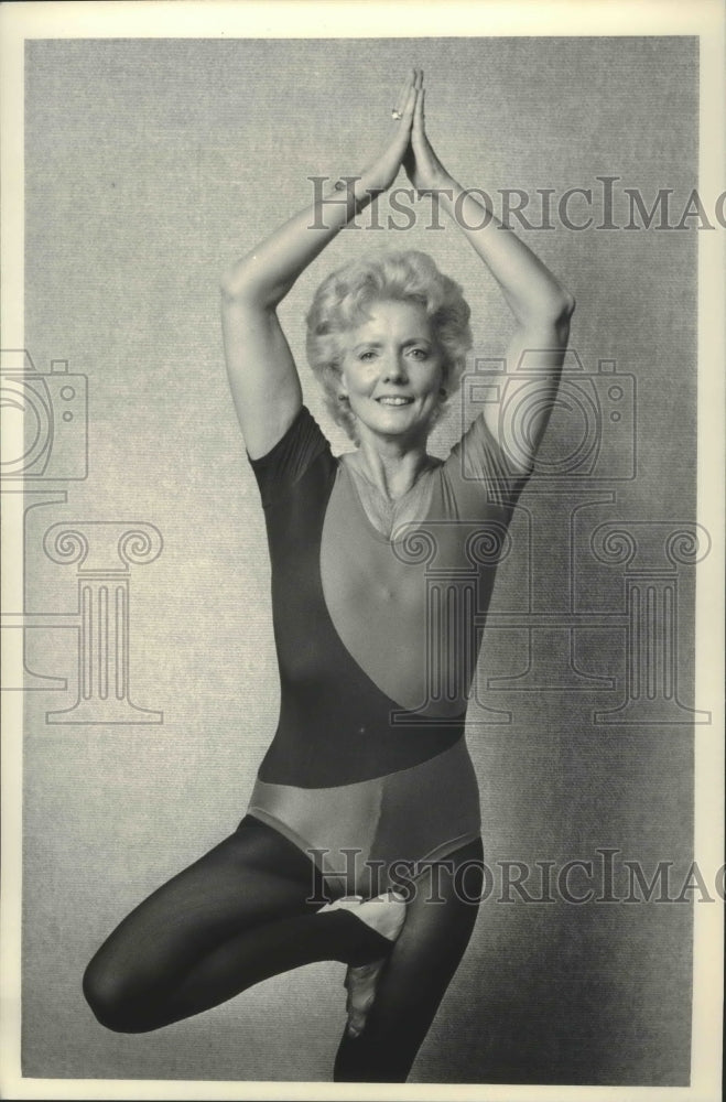 1983 Press Photo Kathleen Hitchock, Yogi and Television Host- Historic Images