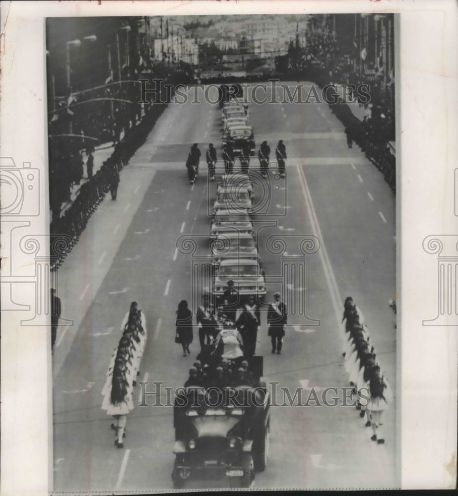 1964 Press Photo Flag draped coffin of King Paul of Greece in Athens.- Historic Images