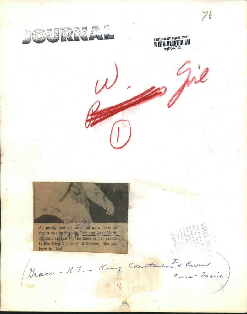 1964 Press Photo Princess Anne-Marie sits on grandfathers knee of King Gustav VI