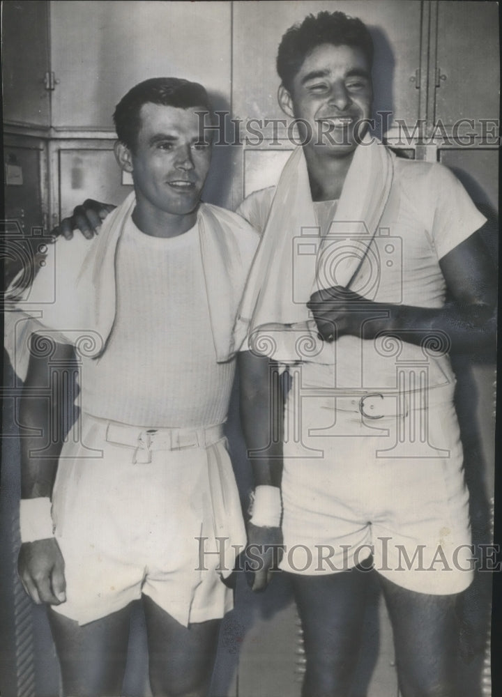 1947 Press Photo Dick Gonzales &amp; Frankie Parker after Pacific SW Tennis meet- Historic Images