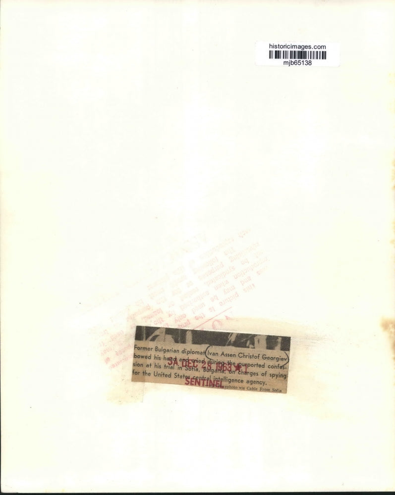 1963 Press Photo Former Diplomat bowed head at his trial for spying, Bulgaria