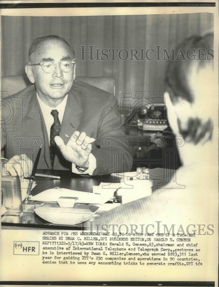 1973 Press Photo Harold S. Geneen of ITT Interviewed by Dean C. Miller- Historic Images