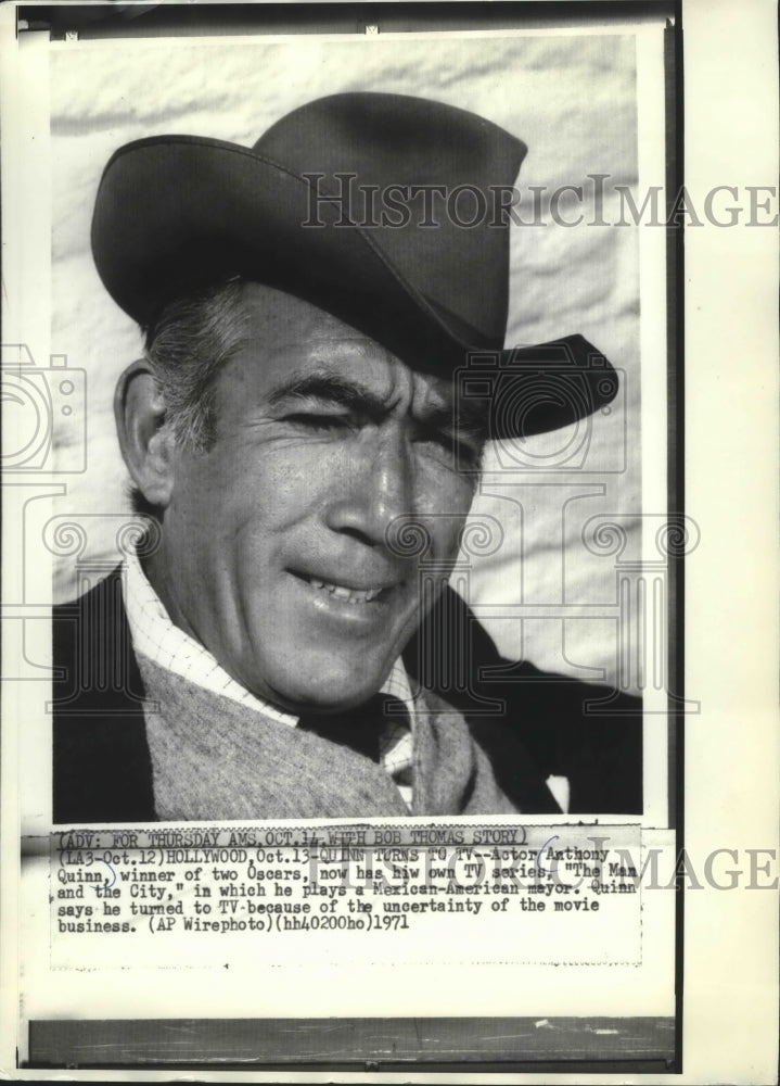 Load image into Gallery viewer, 1971 Press Photo Anthony Quinn, winner of two Oscars, in "The Man and the City"

