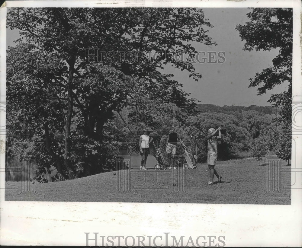 1970 Press Photo Public Golf Course, Whitnall Park, Milwaukee- Historic Images