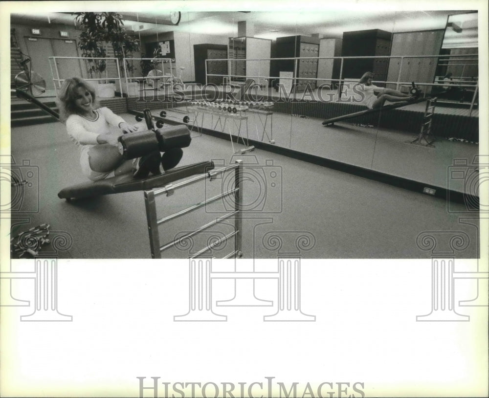 1981 Press Photo Amy Goldwater, Director Women&#39;s Health &amp; Fitness - Central YMCA- Historic Images