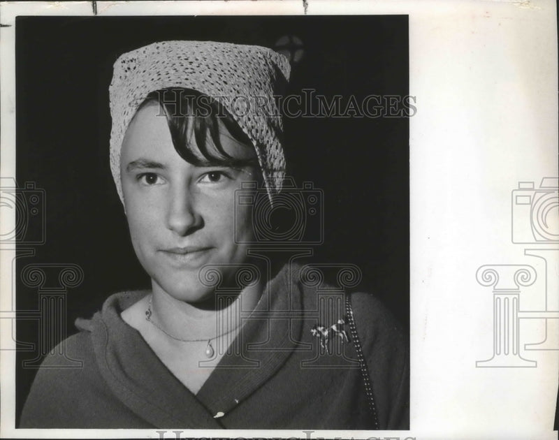 Load image into Gallery viewer, 1968 Press Photo Mrs. Michael Herrington wins divorce from murderer. - mjb66568
