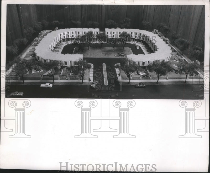 Load image into Gallery viewer, 1963 Press Photo Scale model of Milwaukee Hillside Housing Project - mjb66638
