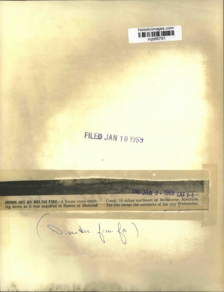 1969 Press Photo Diamond Creek brushfire northeast of Melbourne, Australia