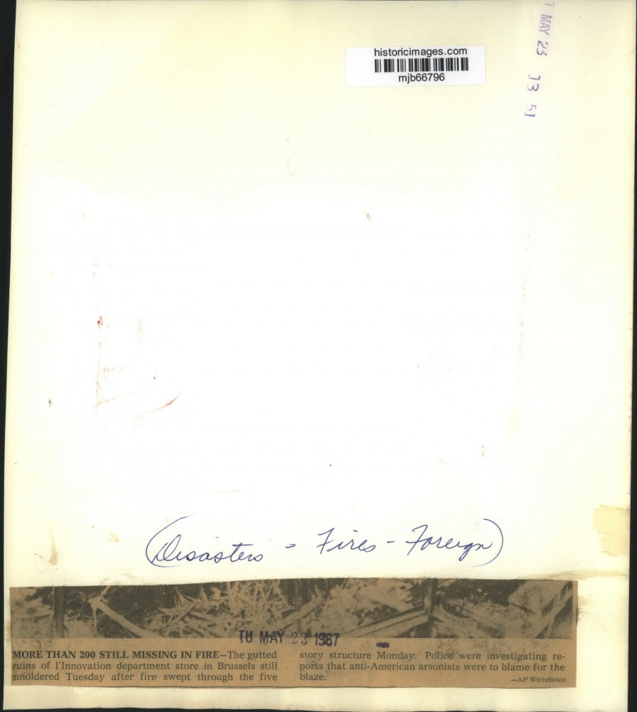 1967 Press Photo Fire guts department store in Brussels arson suspected