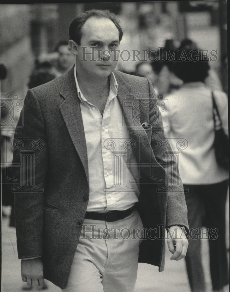 1984 Press Photo Jacek Odoner, guilty of drug charges with Anthony Peters- Historic Images