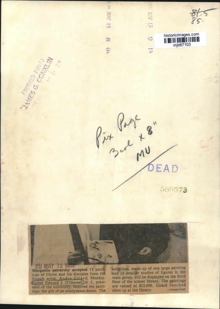 1958 Press Photo Father O'Donnell Of Marquette University Receives Paintings