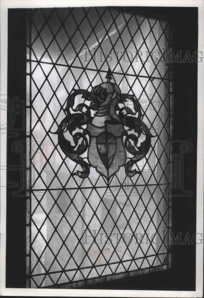 1964 Press Photo One of three leaded glass windows in Milwaukee home- Historic Images