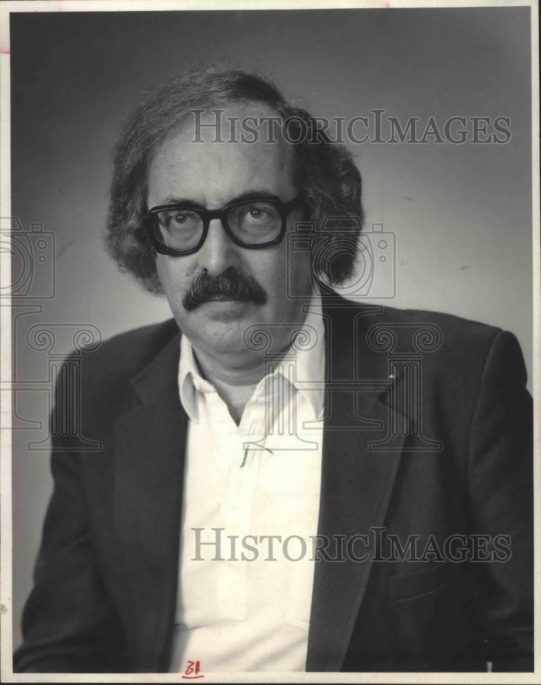 1985 Press Photo Journal sports writer Tom Flaherty- Historic Images