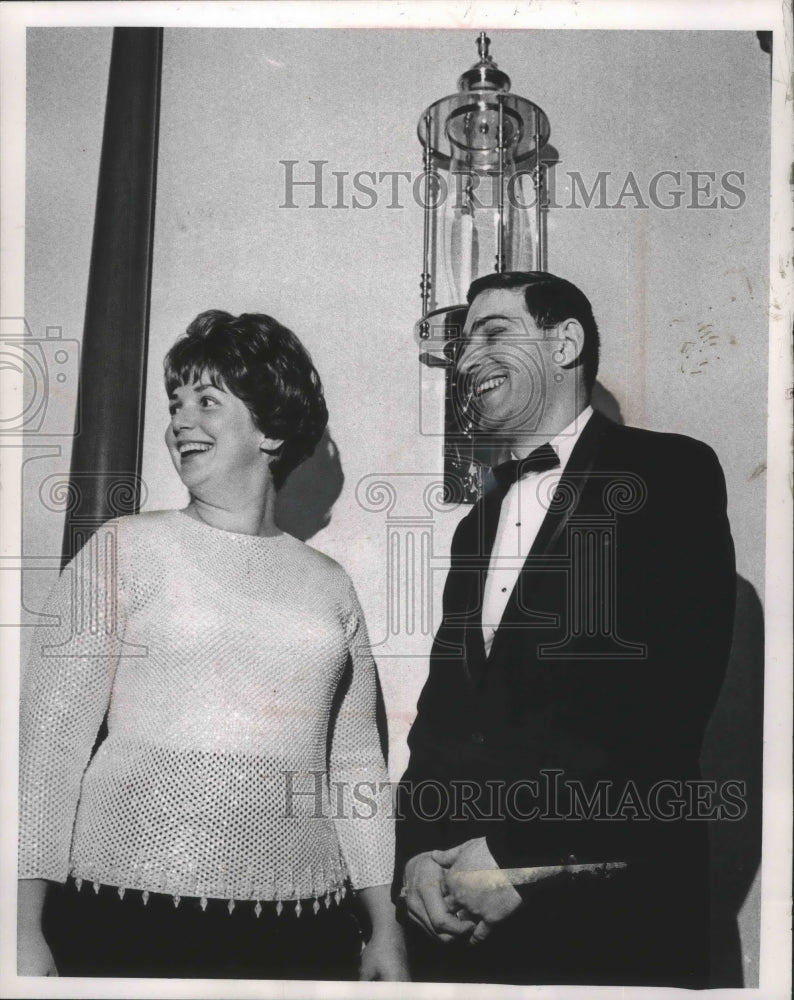 1965 Press Photo Harley Fleishman and wife at B&#39;nai B&#39;rith fund drive Milwaukee- Historic Images