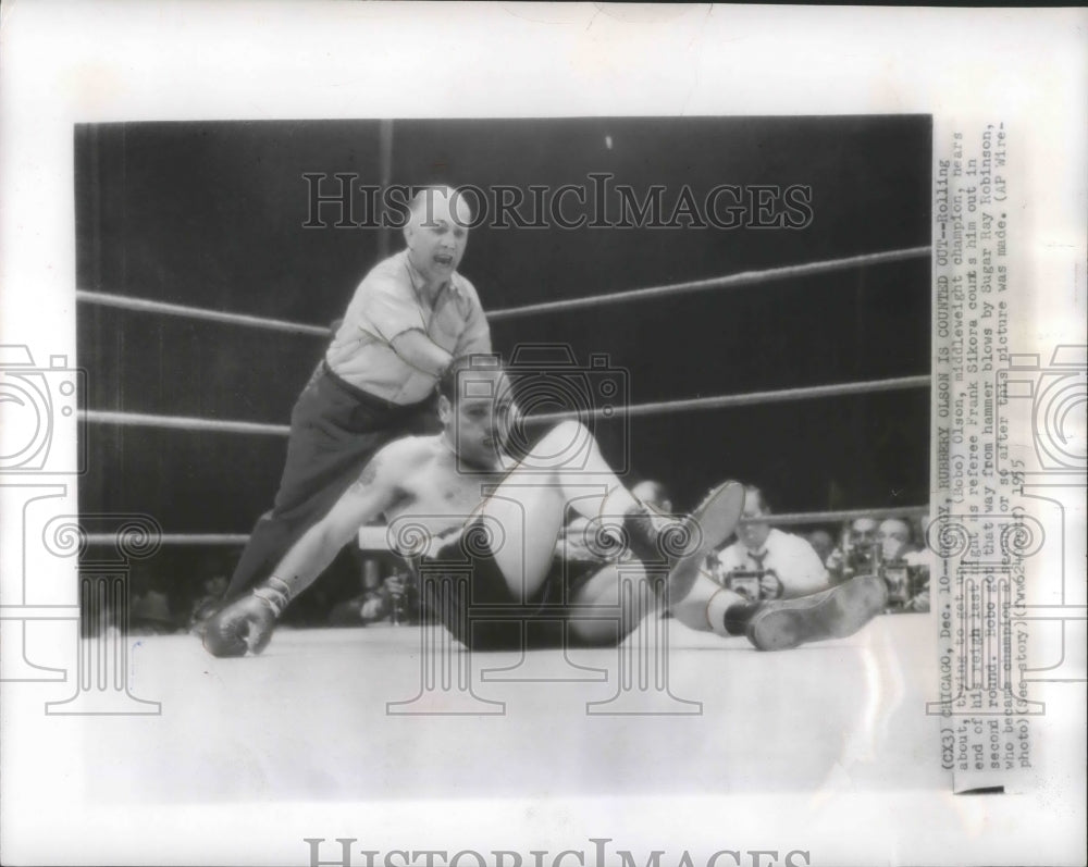 1955 Press Photo Olsen's Middleweight title bout with Ray Robinson in Chicago- Historic Images