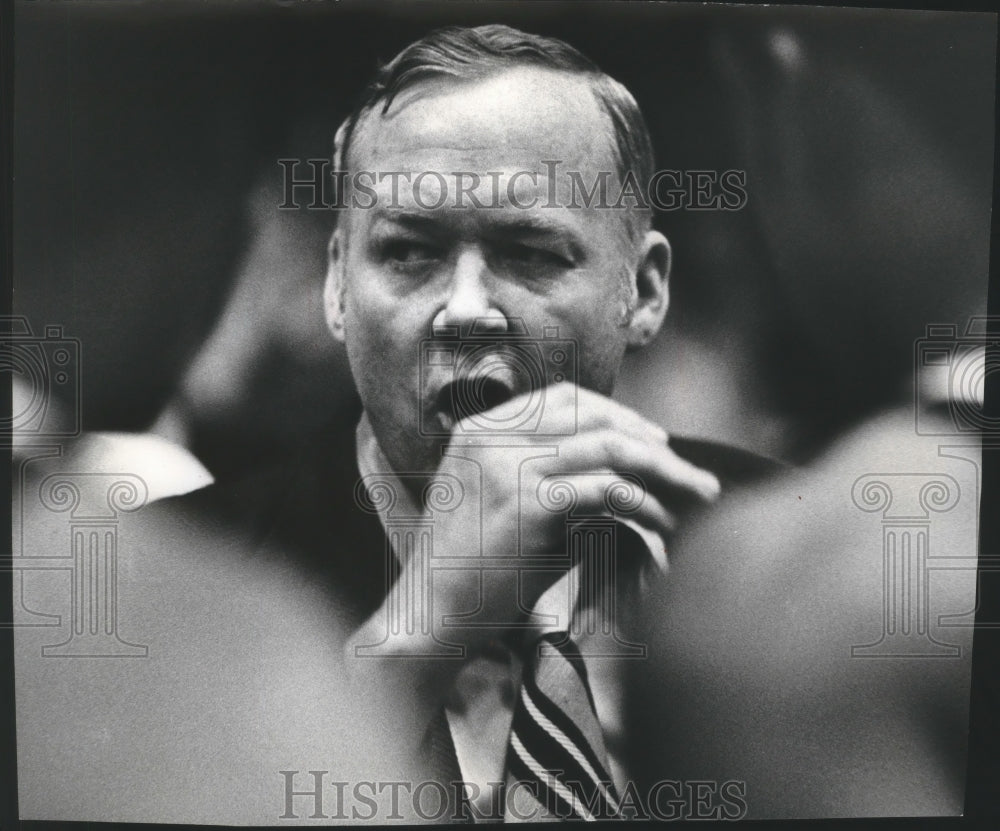 1971 Press Photo Charlie Parsley, UWM Basketball Coach - mjb68030- Historic Images