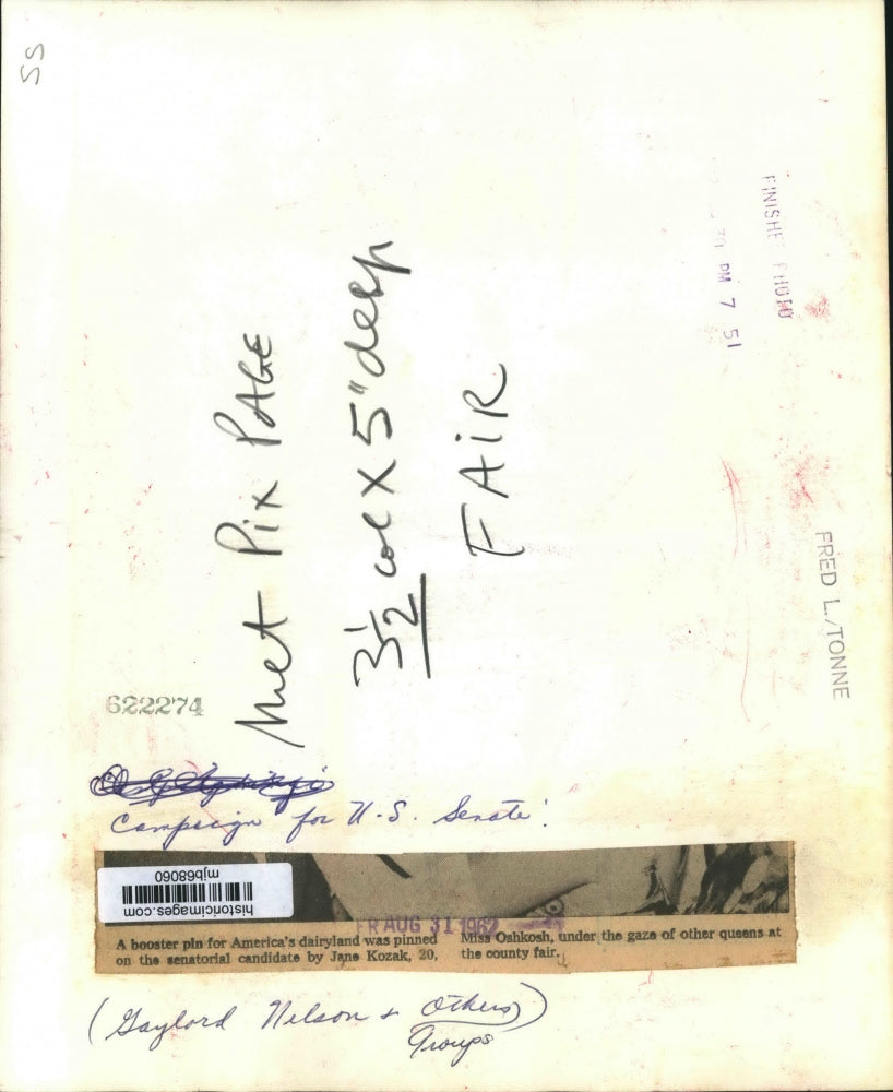 1962 Press Photo Gaylord Nelson Senatorial Candidate attends county fair