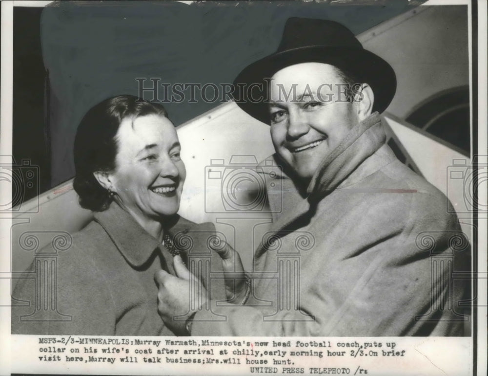 1954 Press Photo Minnesota&#39;s football coach, Murray Warmath, and his wife
