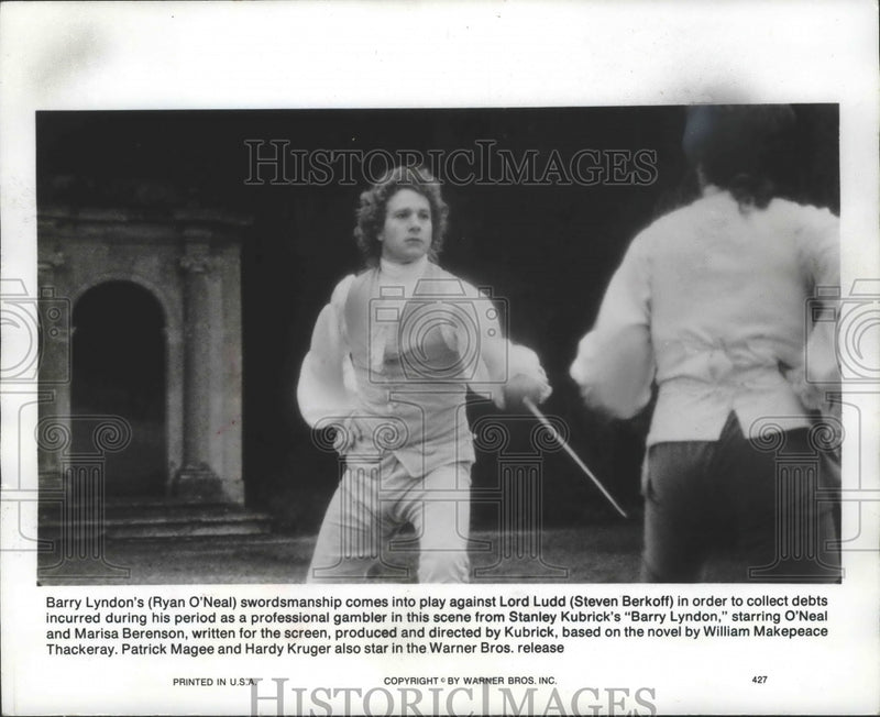 Load image into Gallery viewer, 1976 Press Photo Ryan O'Neal and Steven Berkoff in "Barry Lyndon" - mjb68319
