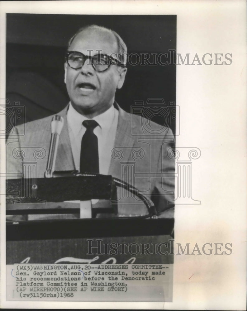 1968 Press Photo Senator Gaylord of Wisconsin addresses Democratic Platform