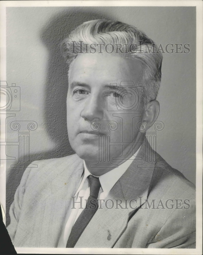 1960 Press Photo Harold Morgan, athletic director wins youth award, Milwaukee
