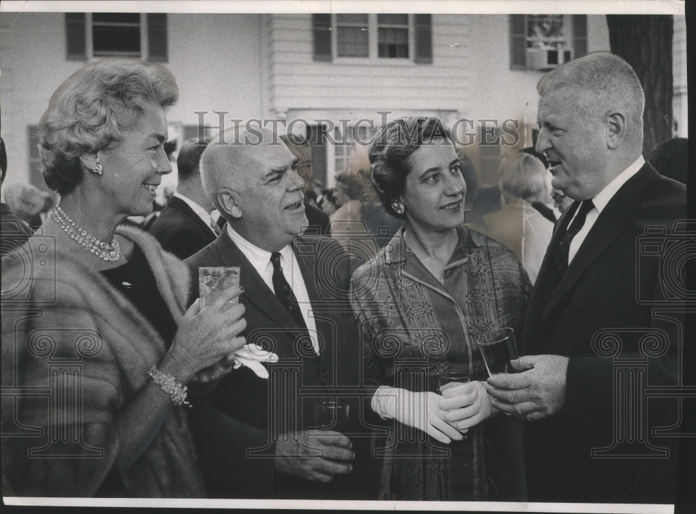 1960 Press Photo Mr. and Mrs. Edward T. Donahue &amp; Lt. Gov. and Mrs. Philleo Nash- Historic Images