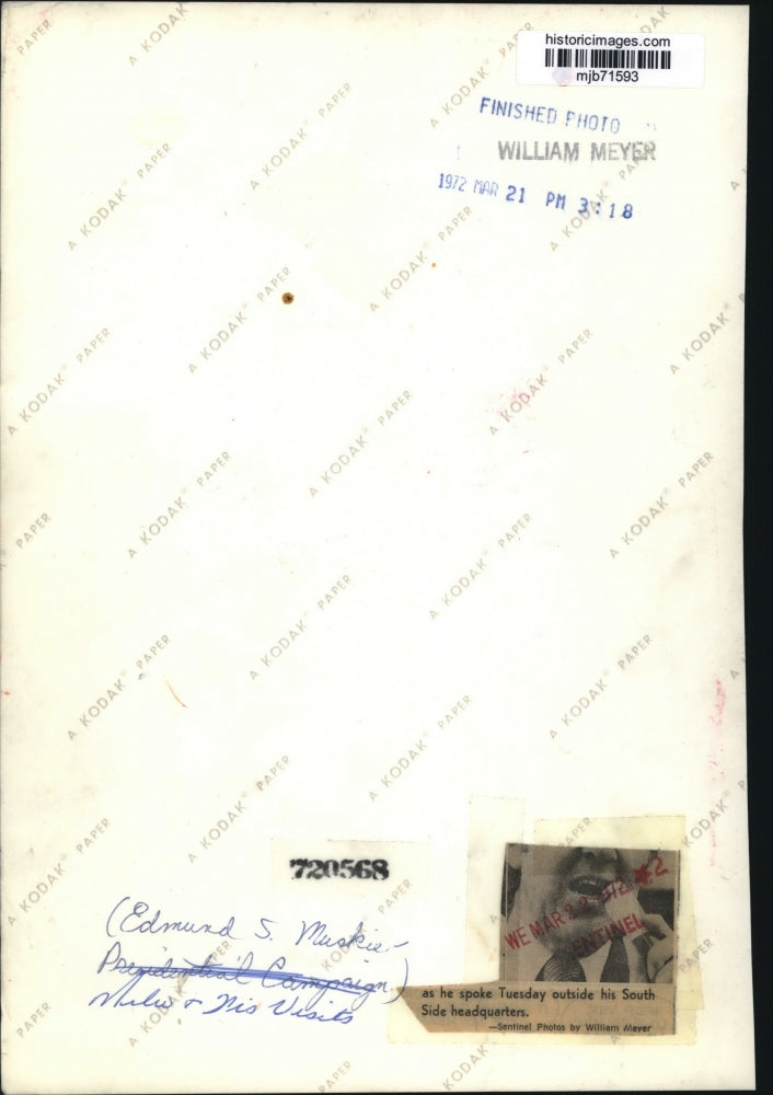 1972 Press Photo Edmund Muskie spoke outside South Side headquarters, Milwaukee