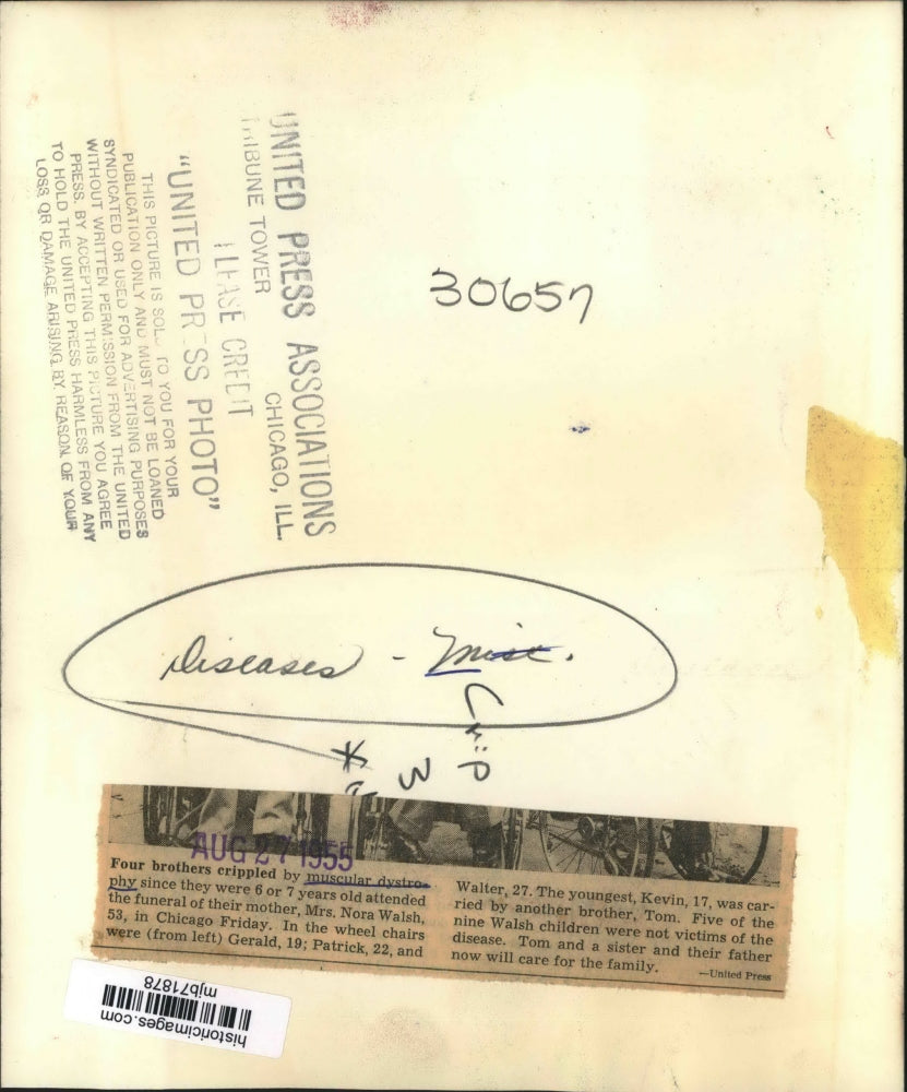 1955 Press Photo Muscular Dystrophy claims 4 of 9 Walsh siblings, now motherless