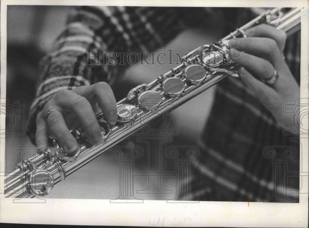 1974 Press Photo Flute is a musical wind instrument- Historic Images