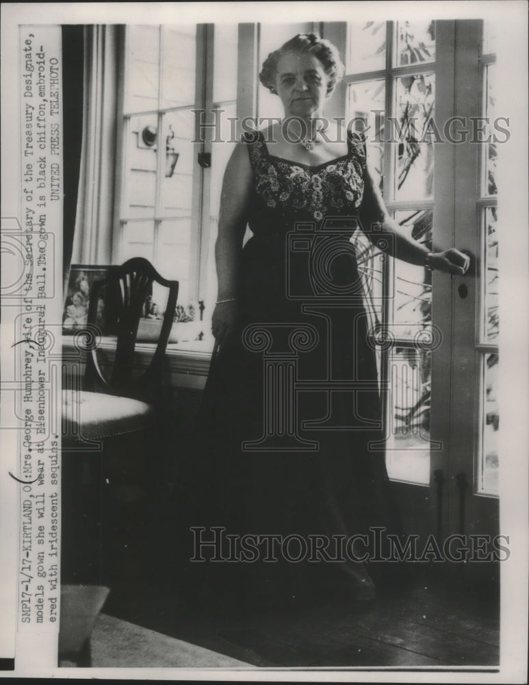 1953 Press Photo Mrs. George Humphrey, wife of Secretary of Treasury - mjb72073