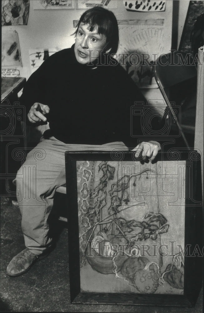 1992 Press Photo Ann Lambert of Our Space talks of how art helps with depression- Historic Images