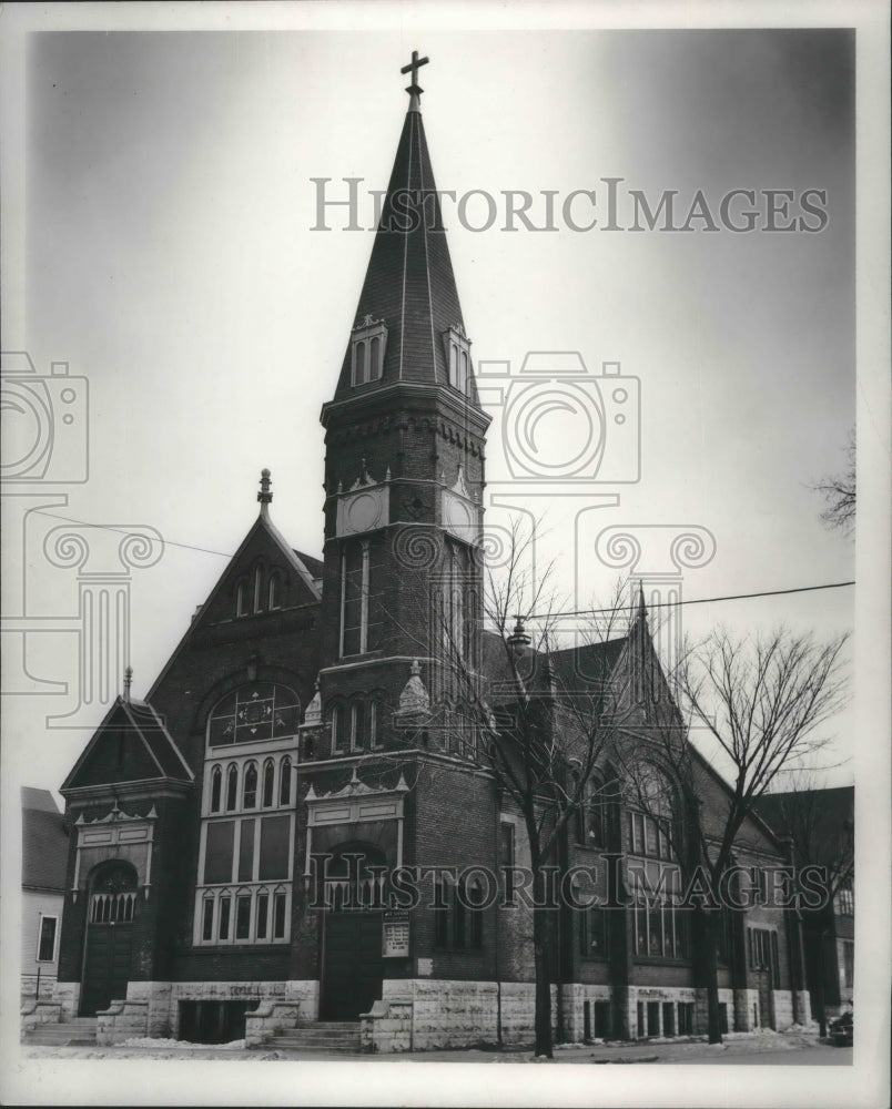 1954 Press Photo Old Our Savior's Lutheran Church Scott St., Milwaukee