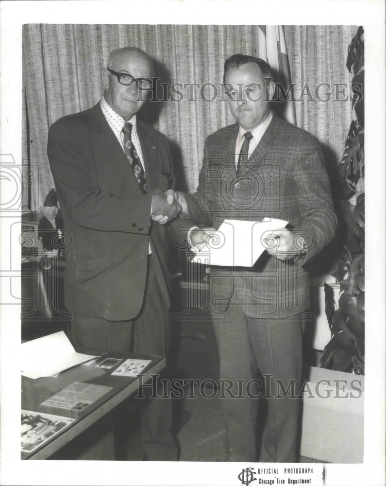 1971 Press Photo Robert Quinn &amp; William Peck at Ramada Inn, Milwaukee, Wisconsin