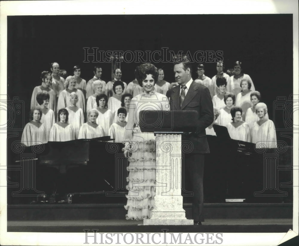 1973 Press Photo Rex Humbard, TV preacher, and wife Maude Aimee, gospel singer- Historic Images