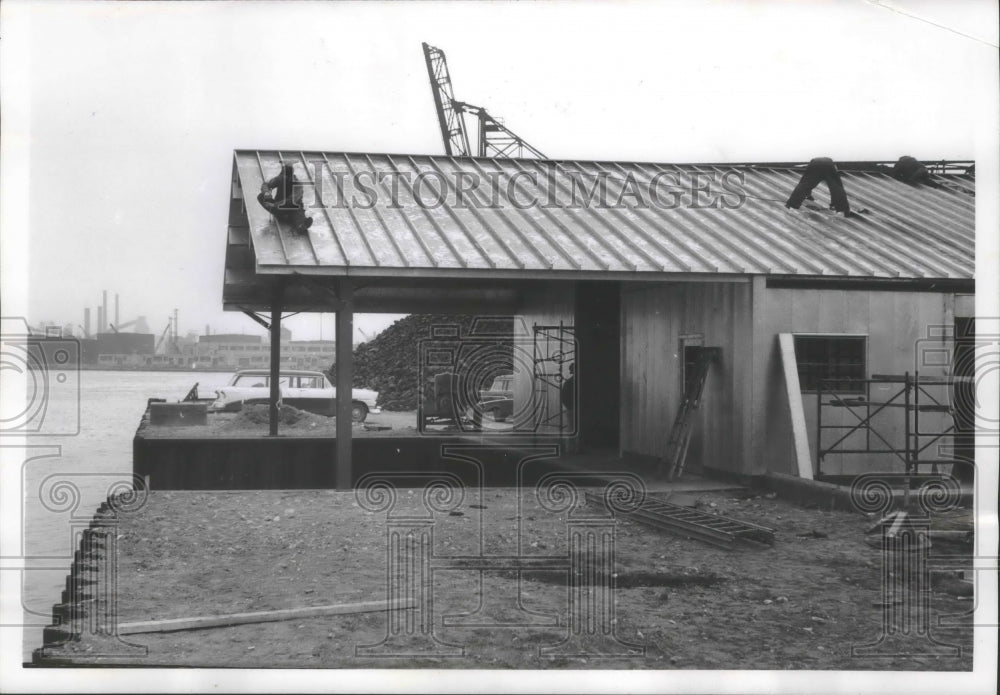 1957 Press Photo Outboard Marine Corporation boathouse, Milwaukee River- Historic Images
