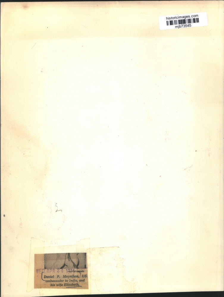 1974 Press Photo Daniel P. Moynihan, US Ambassador to India, and wife Elizabeth