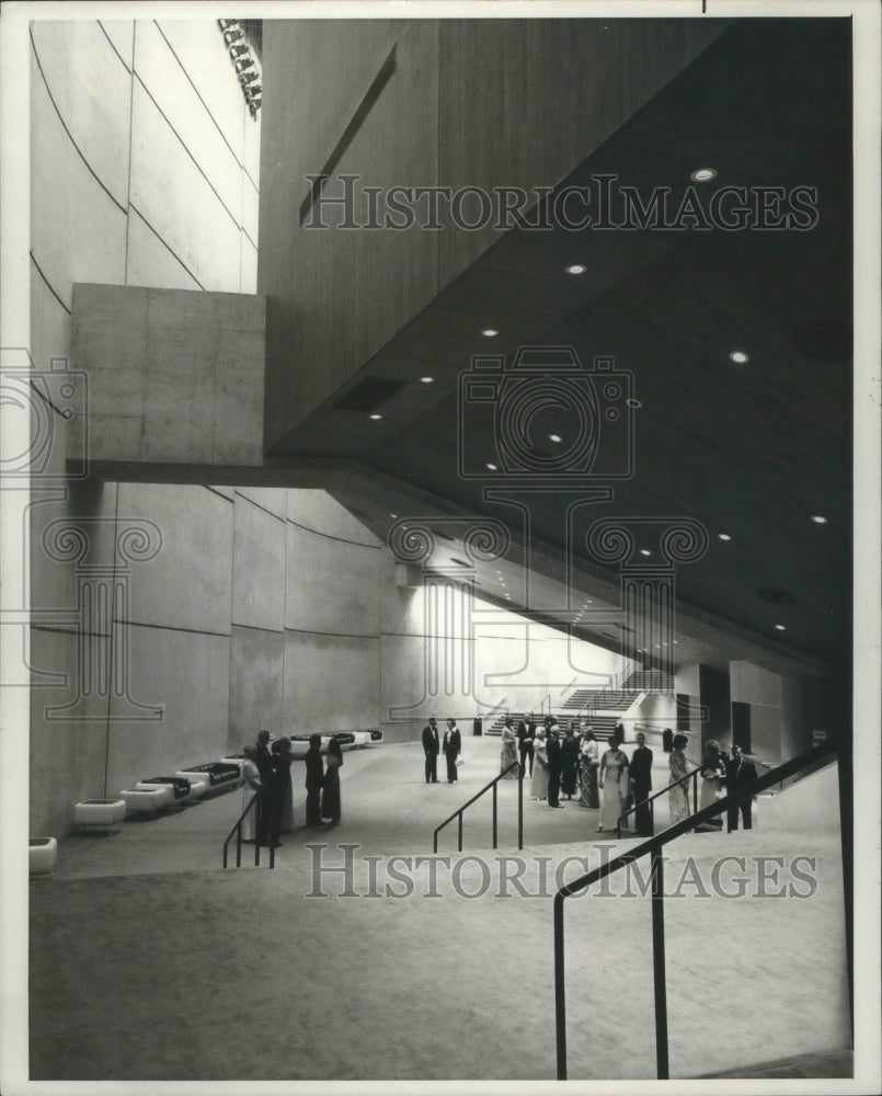 1974 Press Photo Edwin J. Thomas Performing Arts Hall, University of Akron - Historic Images